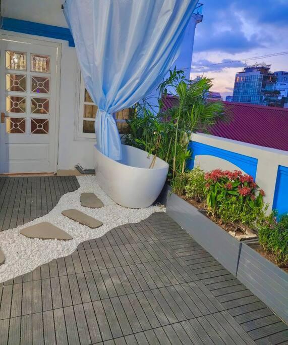 Lushstay Rooftop - Hanoi Train Station Exterior foto